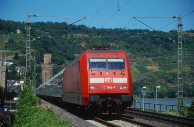 101 048-7 - Oberwesel (Rhein) - 28.07.2002