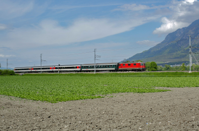 CH | 420 238 - 11138 SBB - Räfis-Burgerau - 09.05.2013