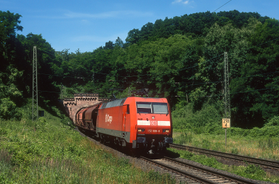 152 008-9 - Oberrieden (Schürzeberg-Tunnel)