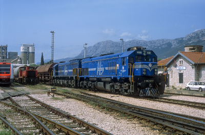 HŽ 2062 017 - Solin