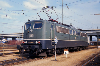 151 045-2 - Bh Mannheim Rbf - Foto